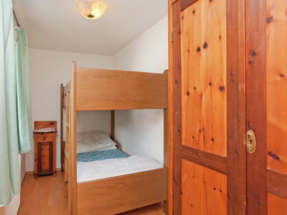 Spacious Holiday Home In Wenns Near Ski Area ภายนอก รูปภาพ